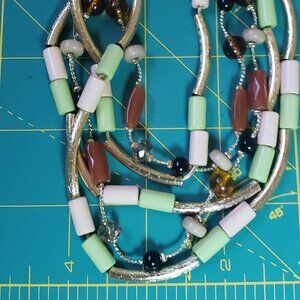 Necklace, medium length, NEW